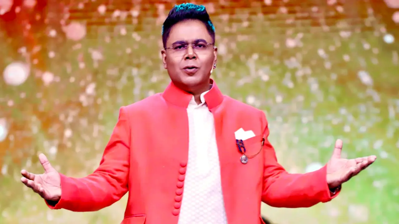 বাংলাদেশের নাগরিকত্ব চাইলেন মীর