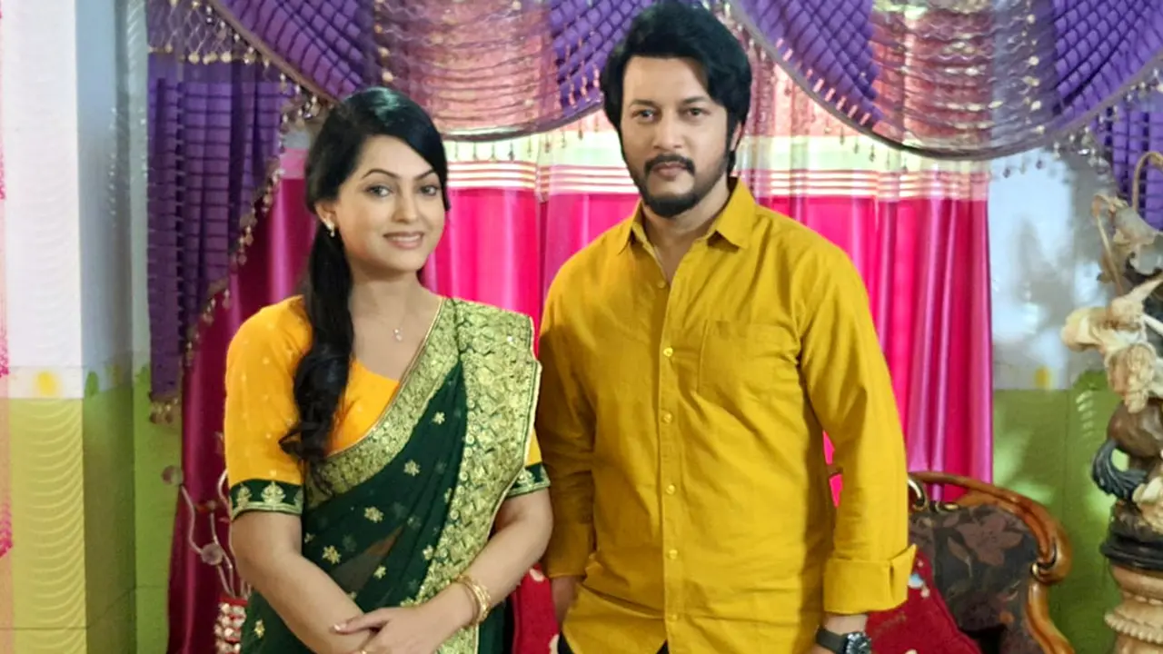 নিপুণকে নিয়ে নরসিংদীতে ইমন