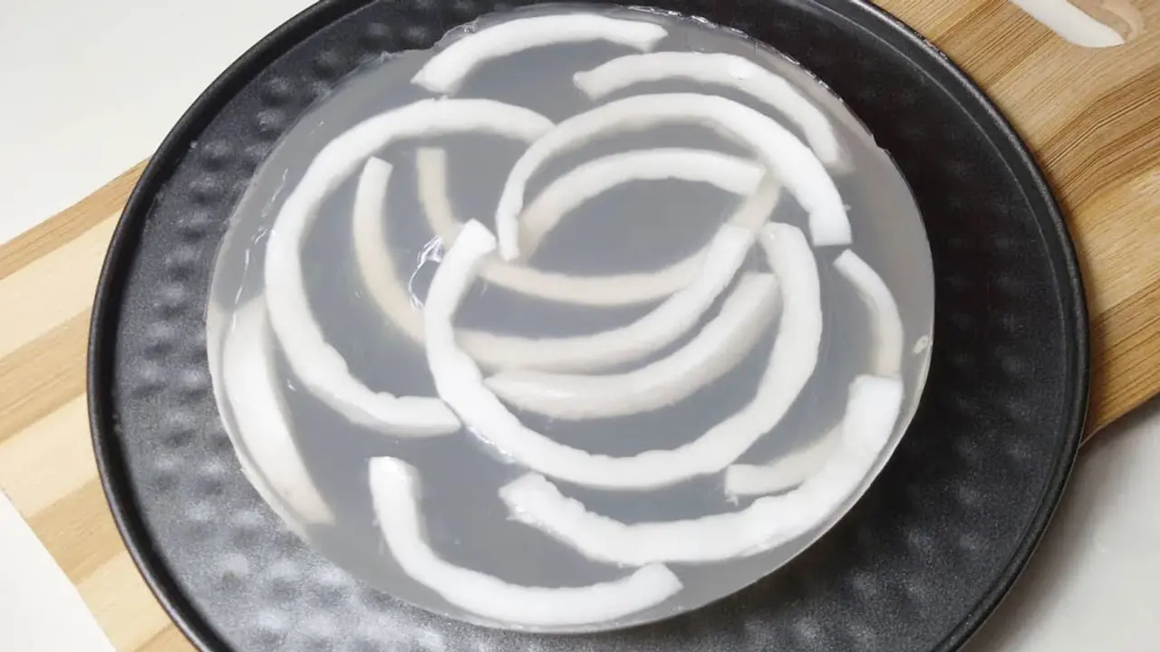 ইফতারের জন্য ডাবের পুডিং তৈরির রেসিপি