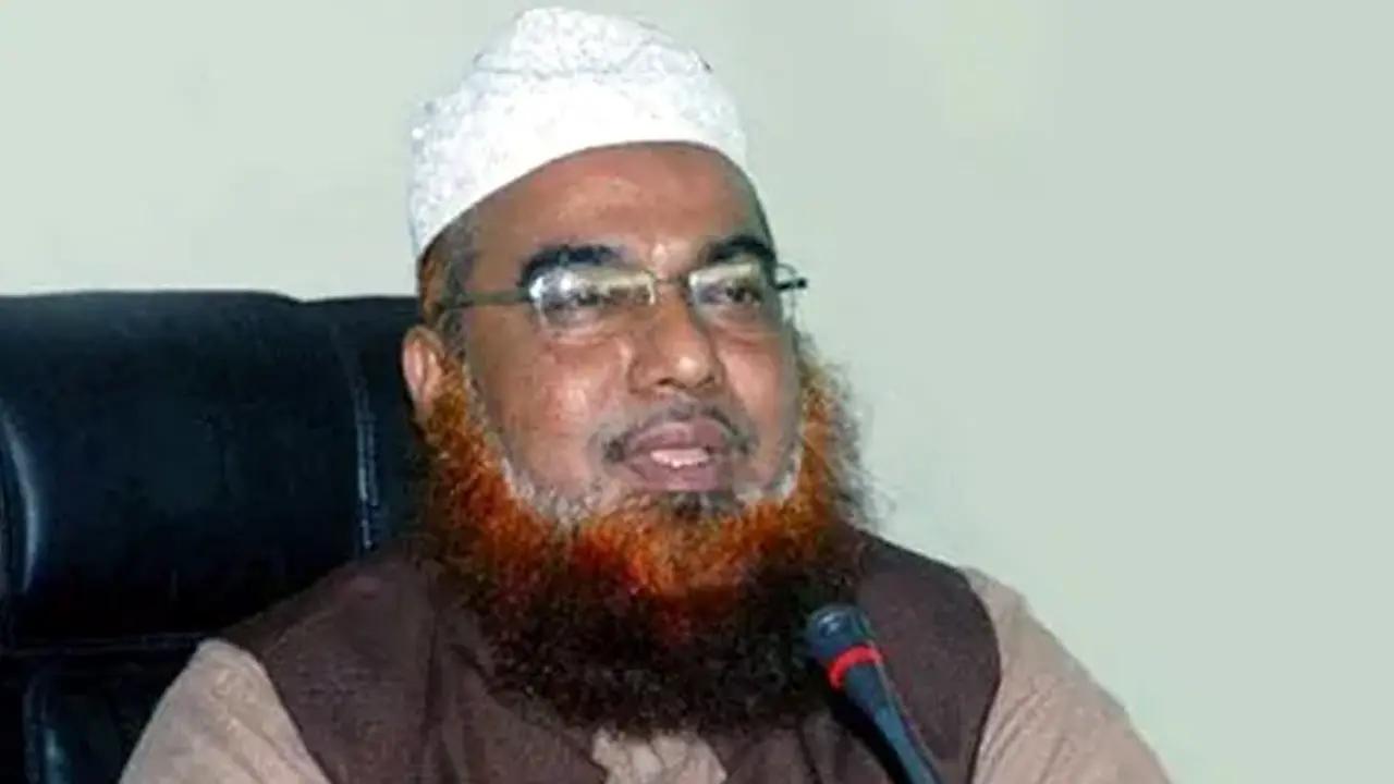 বায়তুল মোকাররমের নতুন খতিব মুফতি রুহুল আমীন