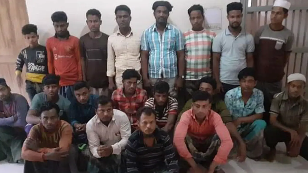 ক্যাম্প থেকে পালানোর সময় আরও ৫০ রোহিঙ্গা আটক
