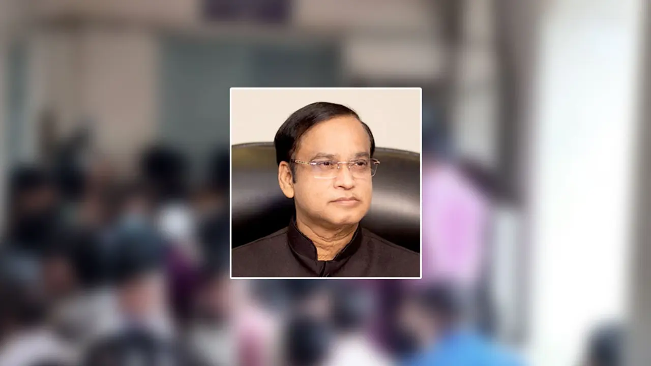 ৩ ছেলের হাত ধরে আত্মসমর্পণ হাজী সেলিমের