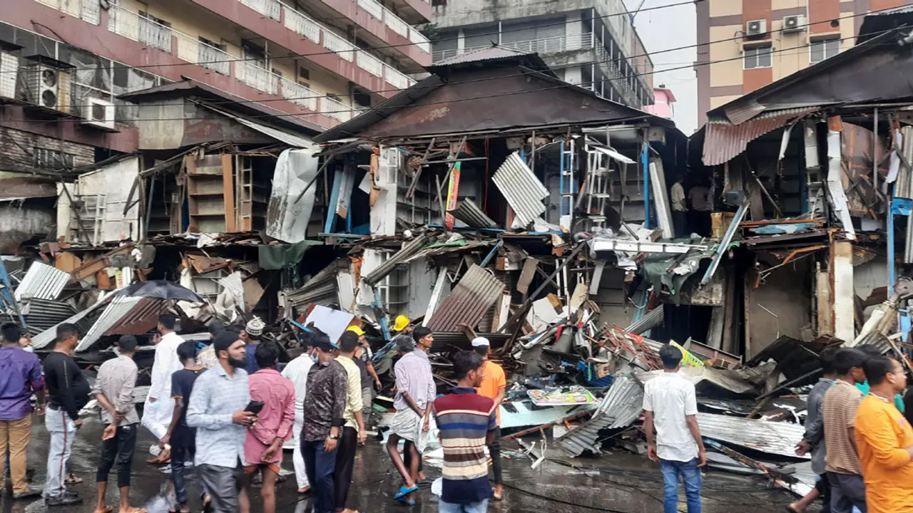 গুলিস্তানে হকার্স মার্কেটের জায়গায় হবে বহুতল শপিং মল