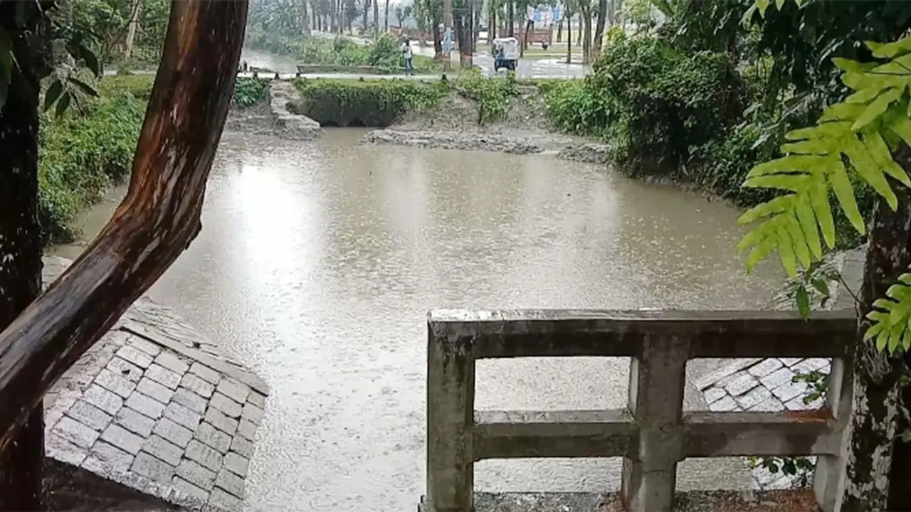 ‘অশনি’র প্রভাব শুরু, বরগুনায় প্রস্তুত ৬২৯ আশ্রয়কেন্দ্র