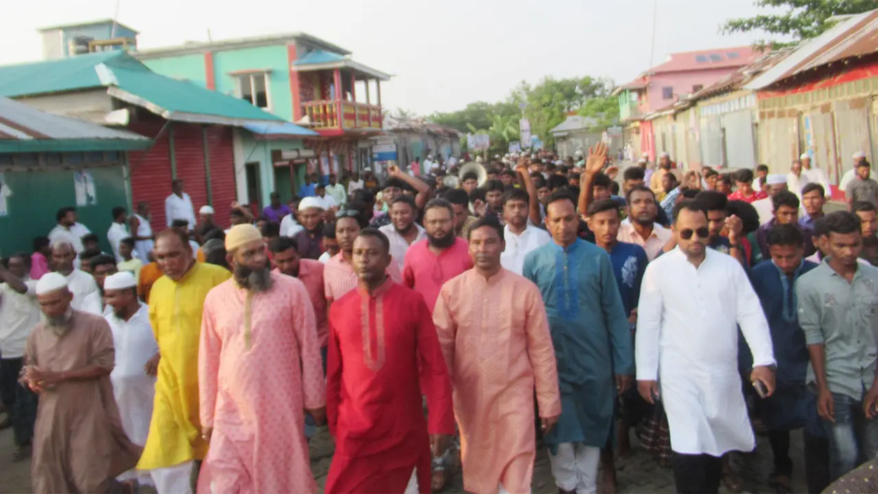 মনপুরায় নতুন ইউনিয়নের গেজেট, স্থানীয়দের আনন্দ মিছিল