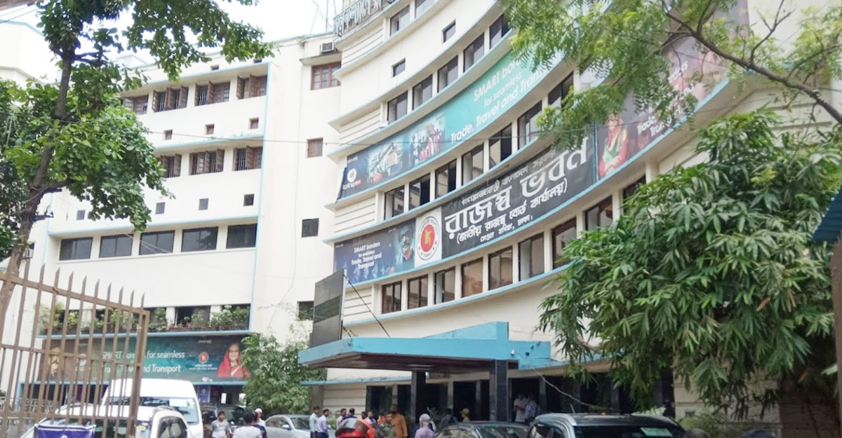 dhakapost