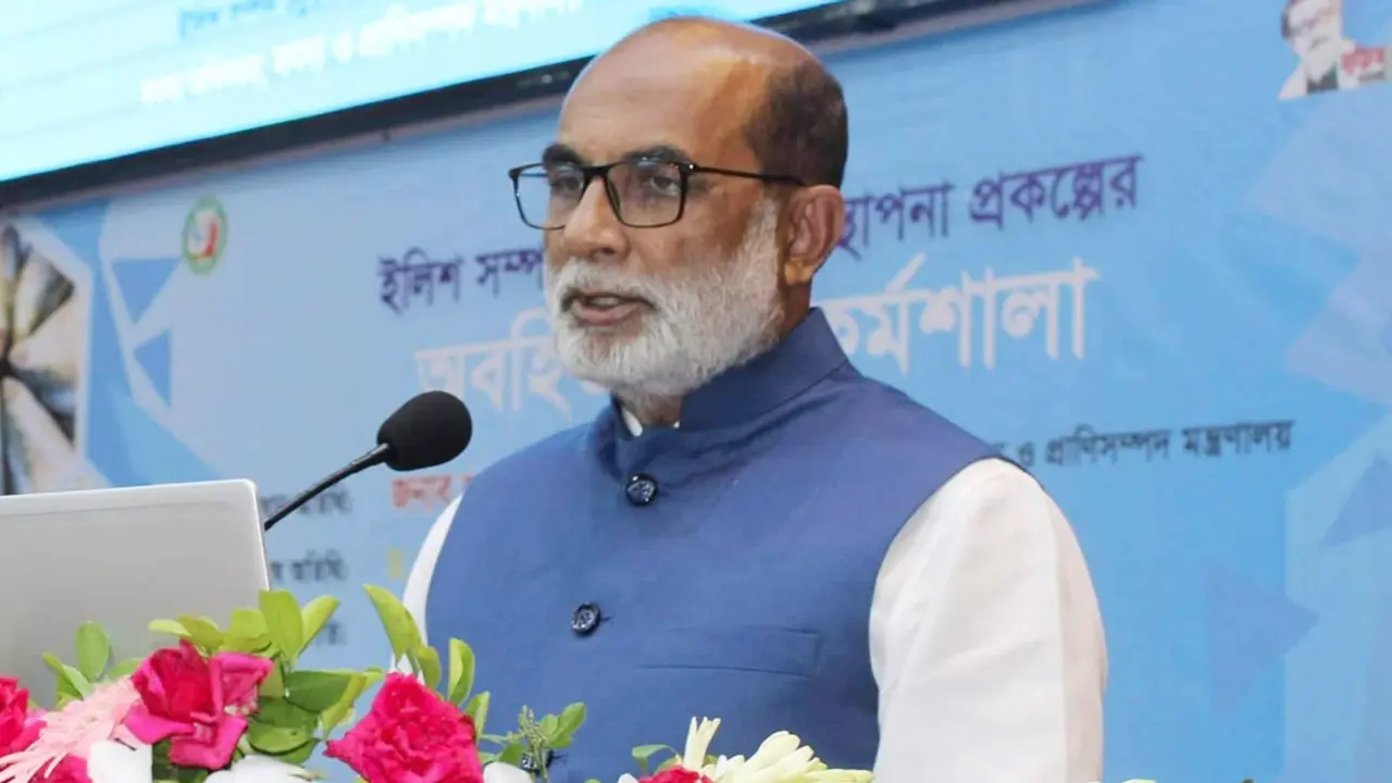 ইলিশের উৎপাদন বাড়ার কারণ জানালেন মন্ত্রী