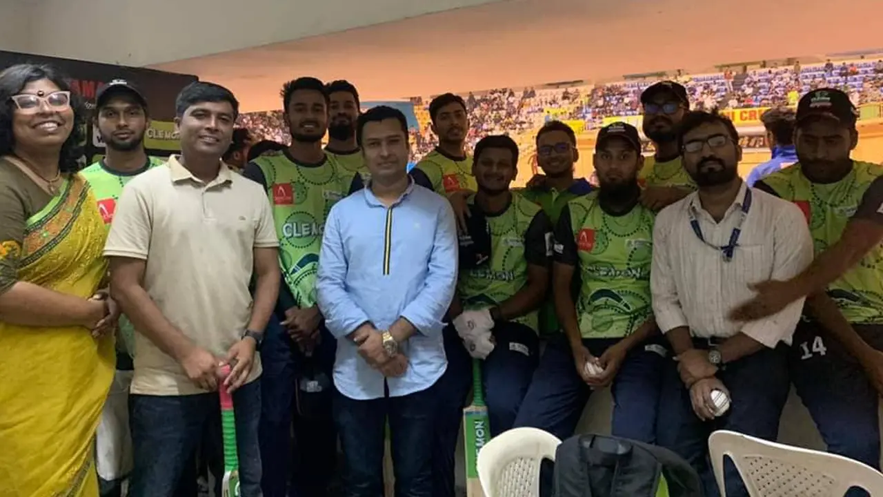 ওয়ার্ল্ড ইউনিভার্সিটিকে উড়িয়ে শেষ আটে গ্রিন ইউনিভার্সিটি