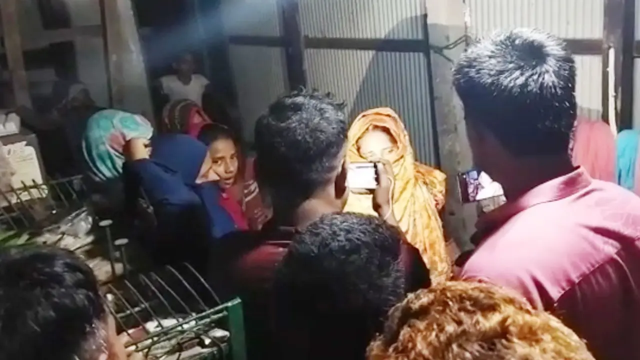 বাবা পড়ালেখা নিয়ে শাসন করায় ফাঁস নিল কিশোরী