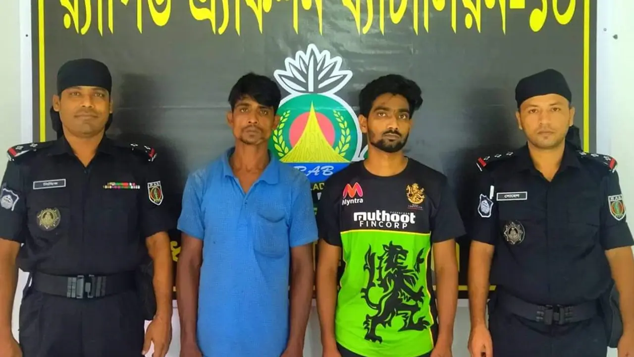 রাজধানীতে পৃথক অভিযানে মাদকসহ গ্রেপ্তার ৩