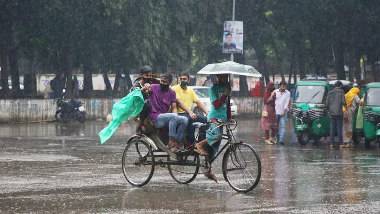 বৃষ্টি বাড়বে আগামী তিন দিনে