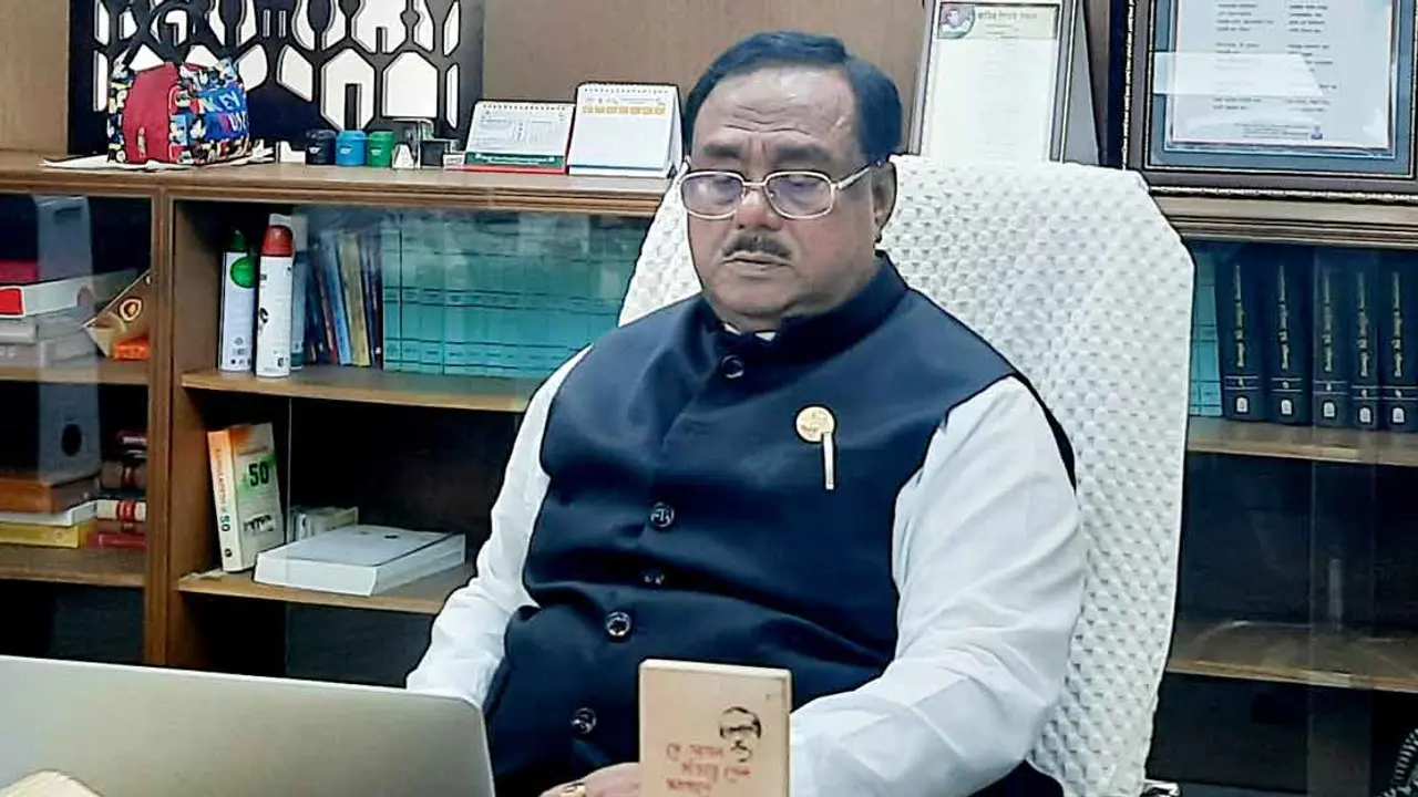 চালের বাজার নিয়ে ব্যবসায়ীদের সতর্ক করলেন খাদ্যমন্ত্রী