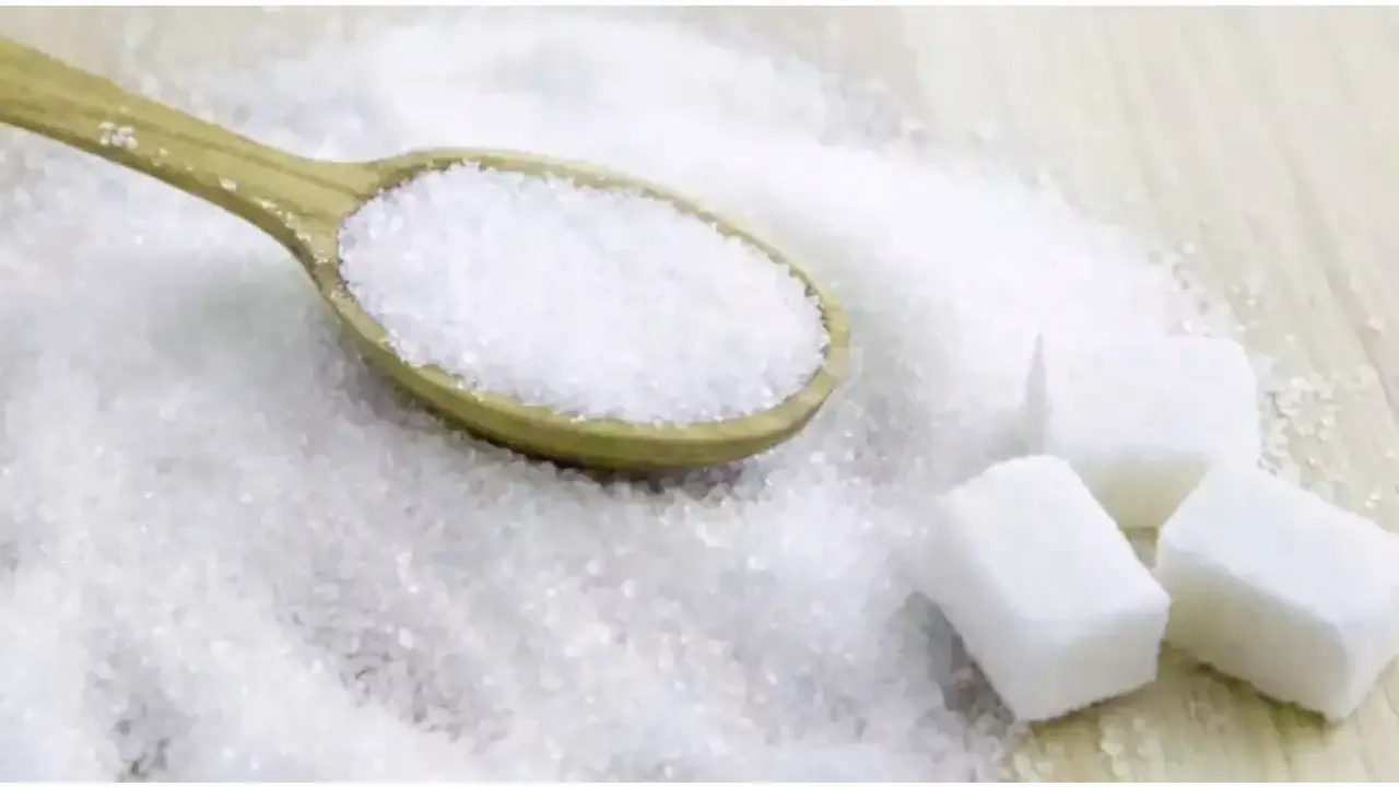 এবার চিনির রপ্তানি সীমিত করছে ভারত