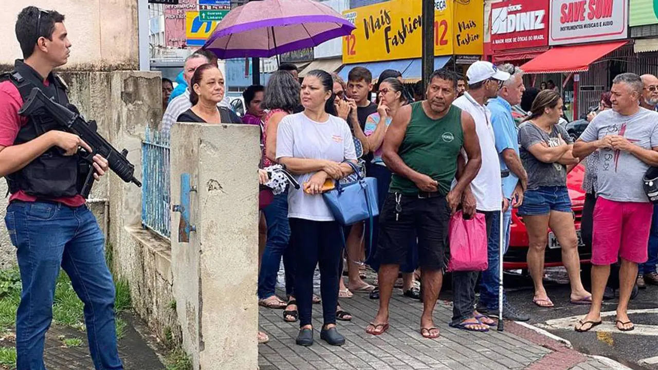 ব্রাজিলে বন্দুকধারীর হামলায় নিহত ৩