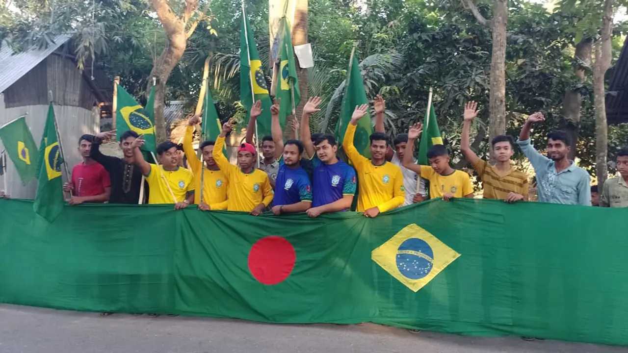আর্জেন্টিনা সমর্থকদের সঙ্গে পাল্লা দিতে ব্রাজিলের ৫০০ হাতের পতাকা