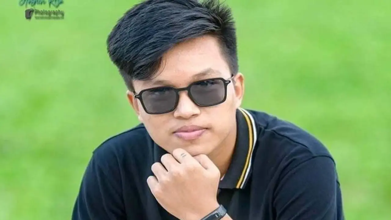 আর্জেন্টিনার পতাকা টাঙাতে গিয়ে প্রাণ গেল শিক্ষার্থীর