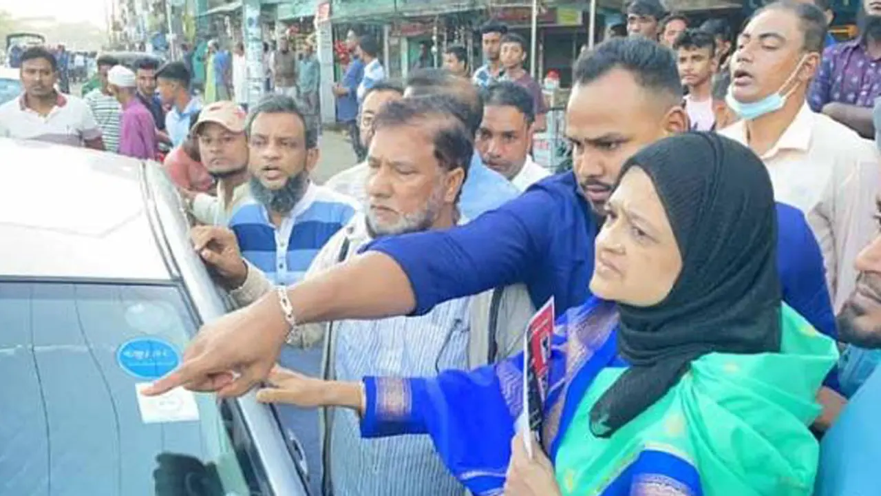 সিলেটে ইলিয়াস পত্নীর গাড়ি ভাঙচুর