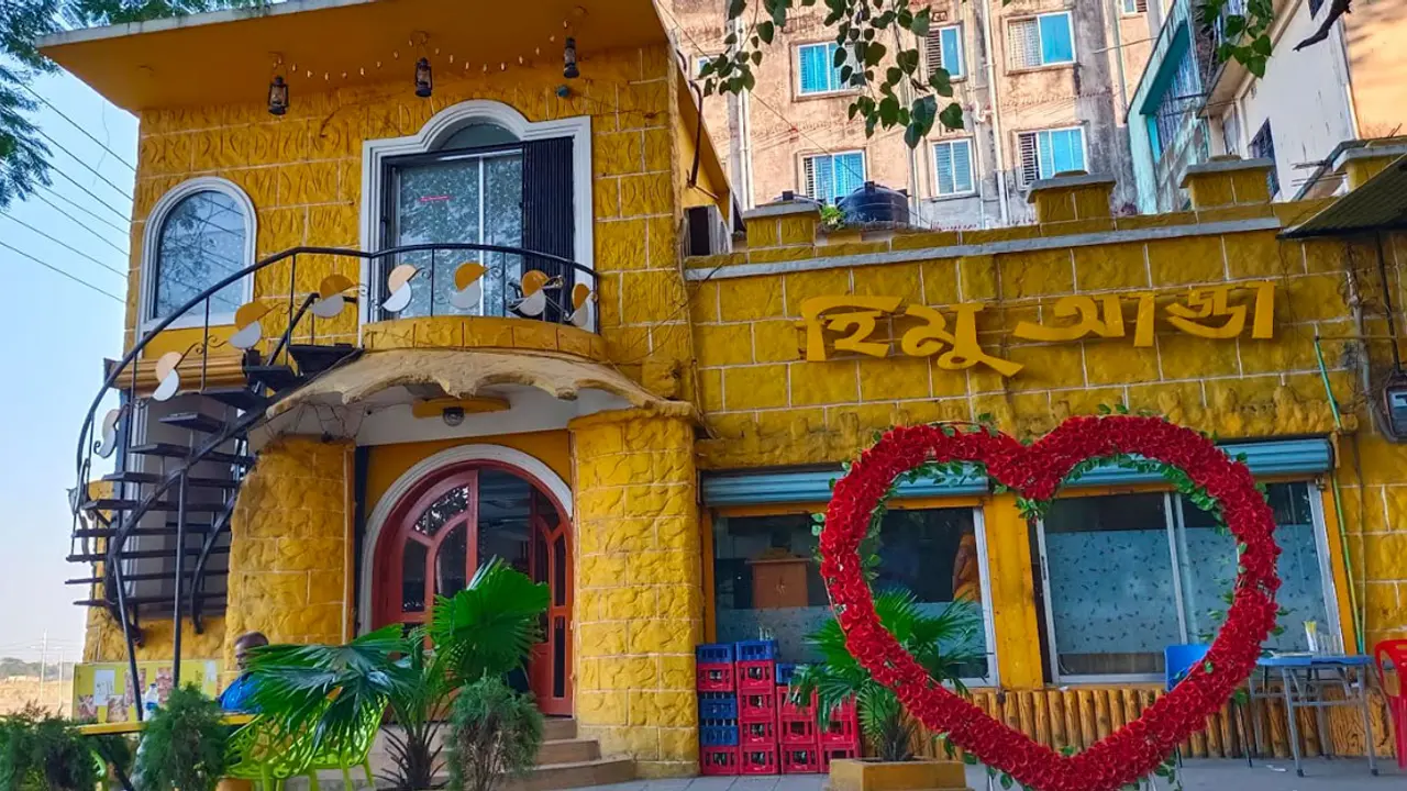 হুমায়ূন আহমেদের খোঁজ মেলে ‘হিমু আড্ডায়’