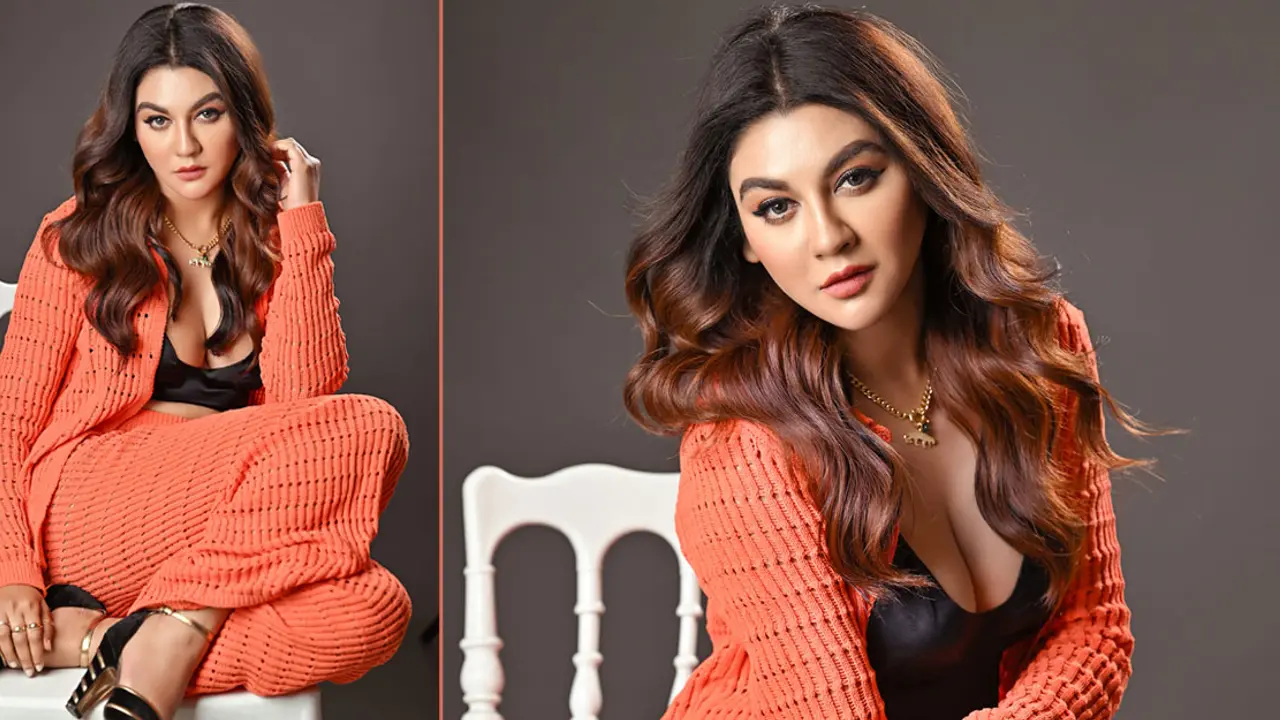 নিজের অপ্রকাশিত সৌন্দর্যকে উপভোগ করুন: জয়া