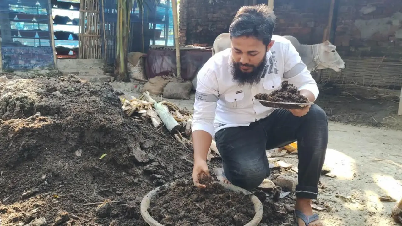 প্রকৌশলীর চাকরি ছেড়ে ভার্মি কম্পোস্টে সার উৎপাদন করে সফল নাঈম