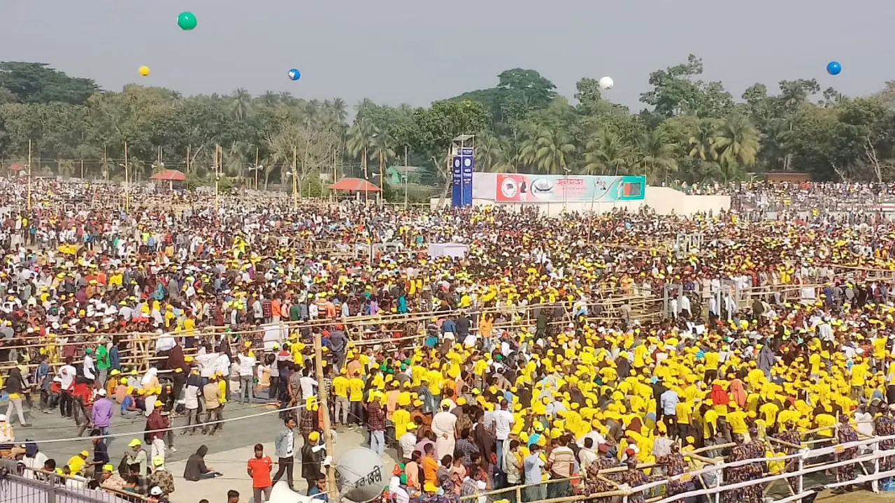 যশোরের জনসভাস্থলে প্রধানমন্ত্রী, উচ্ছ্বসিত নেতাকর্মীরা