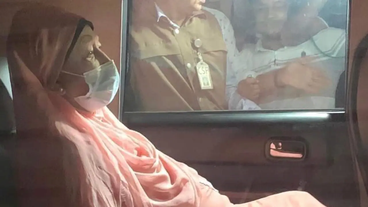রুটিন স্বাস্থ্য পরীক্ষায় খালেদা জিয়ার বাসায় চিকিৎসকরা