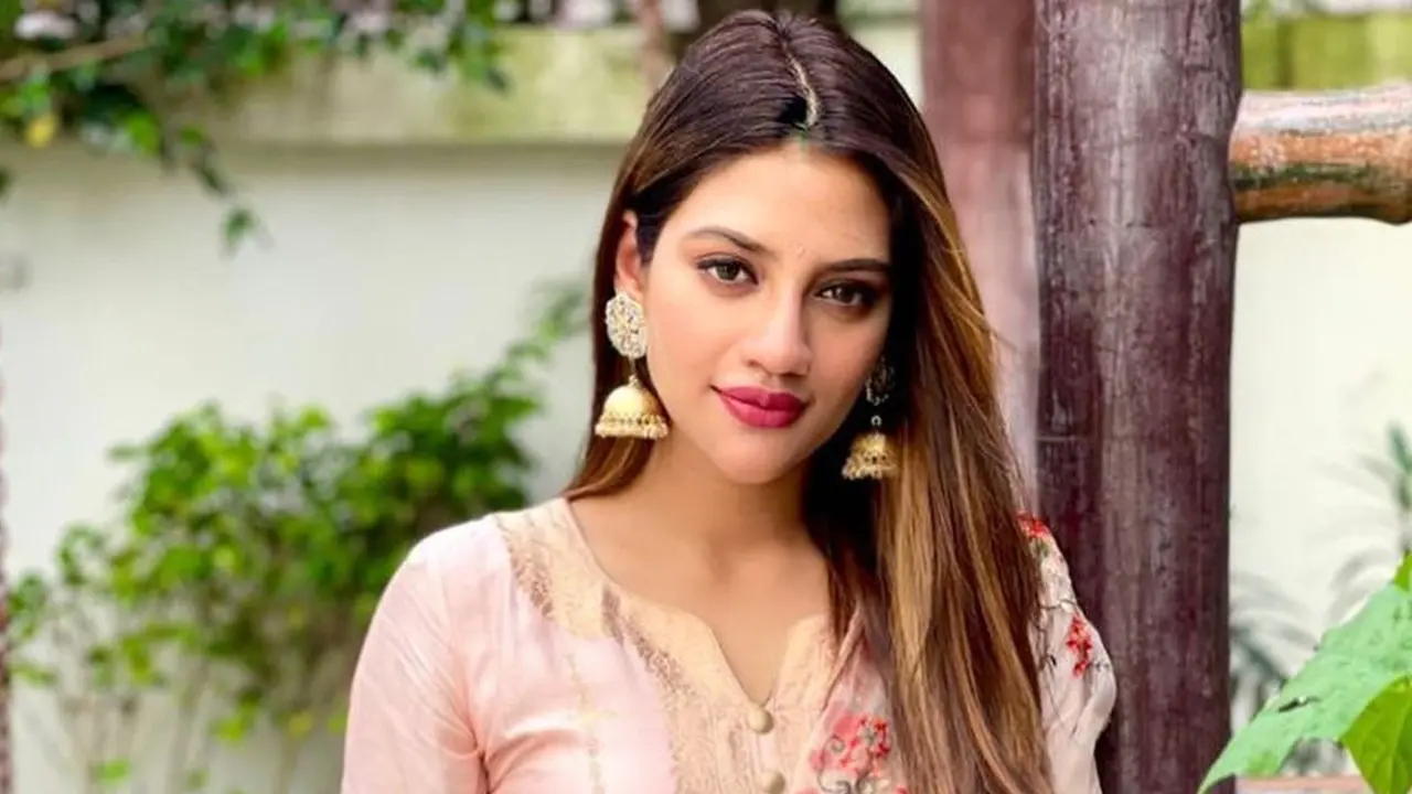 নুসরাত বললেন, যা-ই করি কটাক্ষ শুনতে হয়