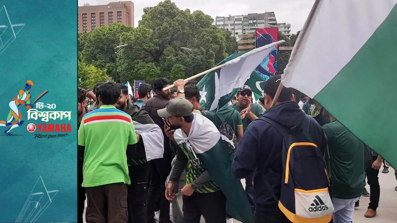 ভারতকে ফাইনালে চেয়েছিল পাকিস্তানি সমর্থকরাও