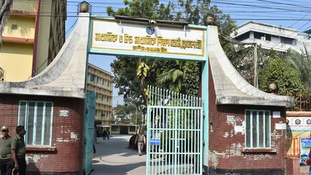 রাজশাহীতে দুই বিদ্যালয়ে শতভাগ ফেল