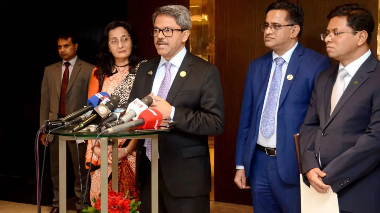 প্রধানমন্ত্রীর জাপান সফর পিছিয়েছে