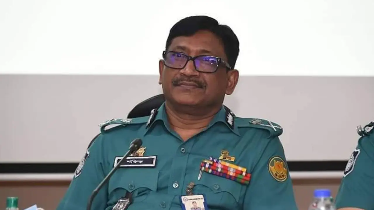 রাজনৈতিক কর্মসূচি নিয়ে পুলিশকে সতর্ক থাকার নির্দেশ