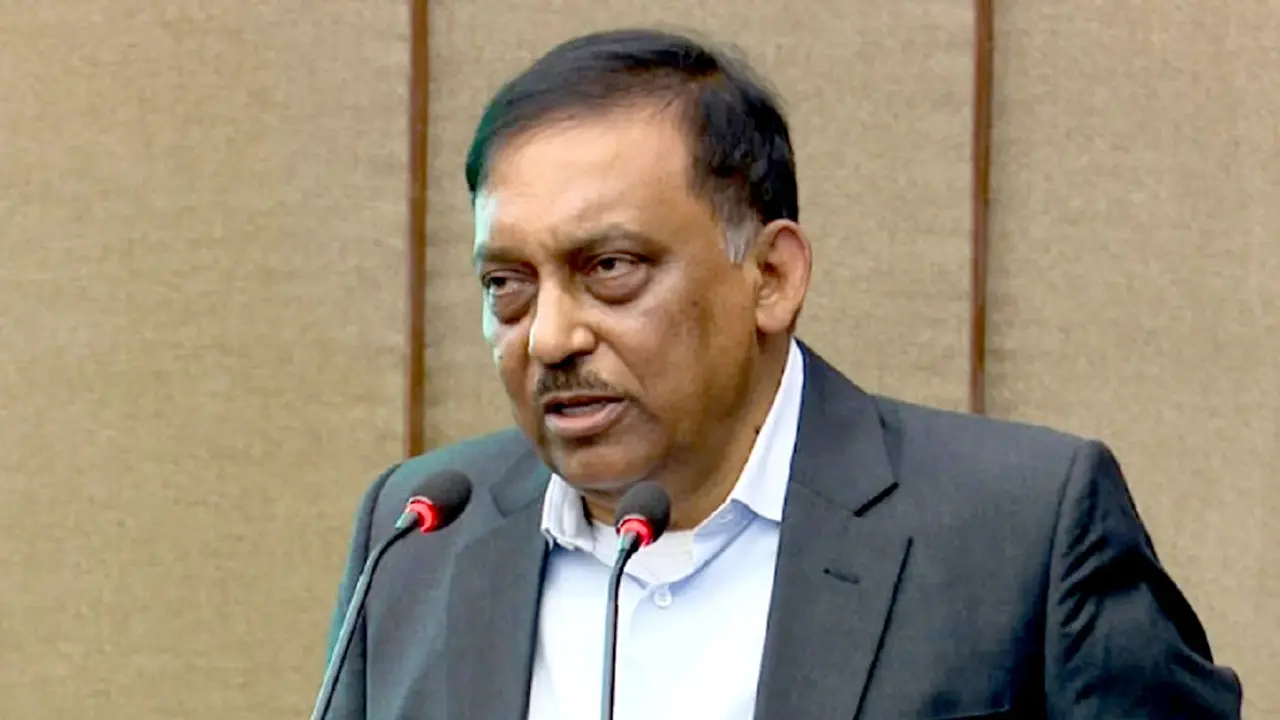 বিএনপির কর্মীদের লাঠি নিয়ে আসা আইনসিদ্ধ নয় : স্বরাষ্ট্রমন্ত্রী