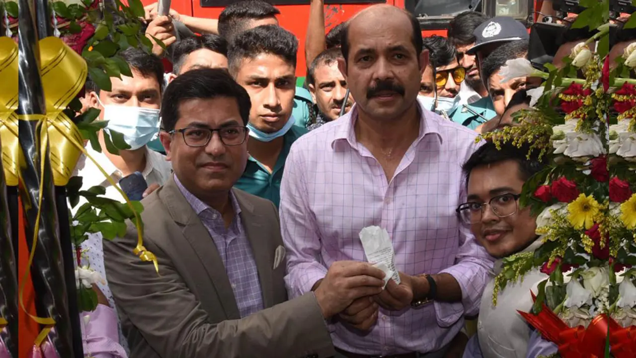রুট পারমিট ছাড়া কোনো গাড়ি চলতে দেওয়া হবে না : মেয়র আতিক