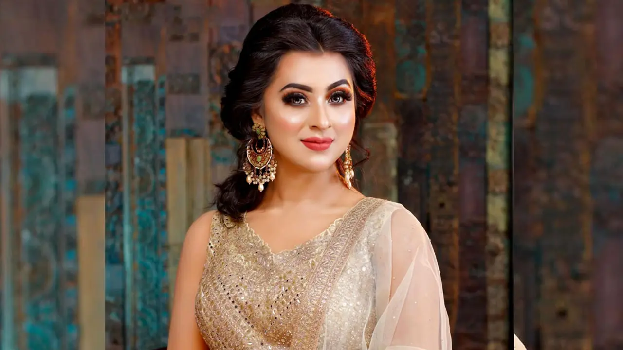 কার প্রতি ক্ষোভ উগরে দিলেন বুবলী?