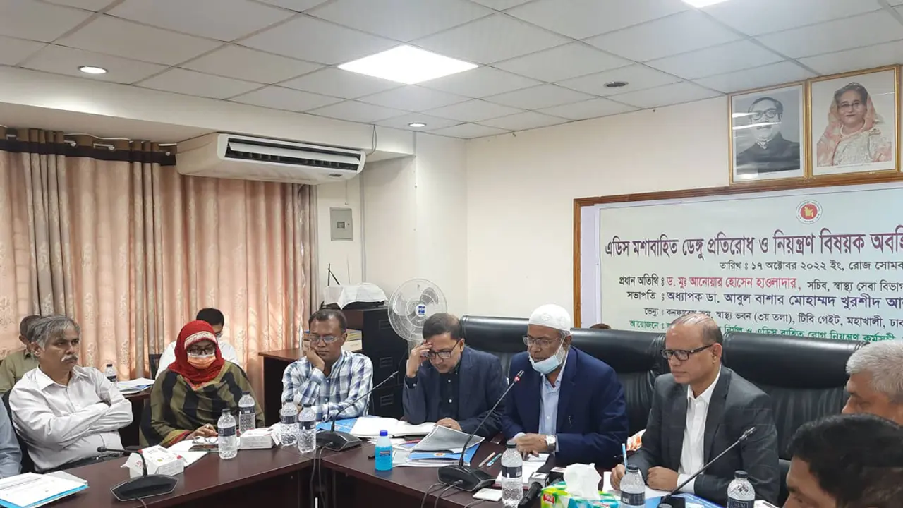 হাসপাতালে ঠাঁই নেই, ডেঙ্গু রোগী আসছেই : স্বাস্থ্য সচিব