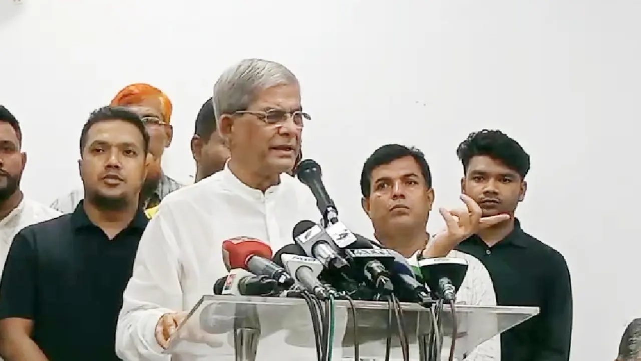 দেশে গণতন্ত্র ফেরাতে হাজারো নেতাকর্মী প্রাণ দেবে : মির্জা ফখরুল