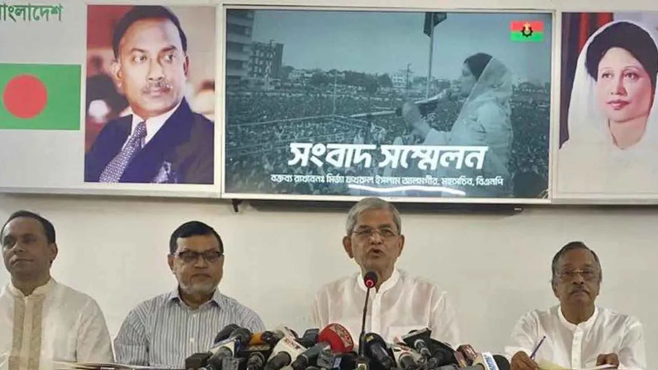 নির্বাচনকে বিএনপি নয়, আ.লীগ ভয় পায় : মির্জা ফখরুল