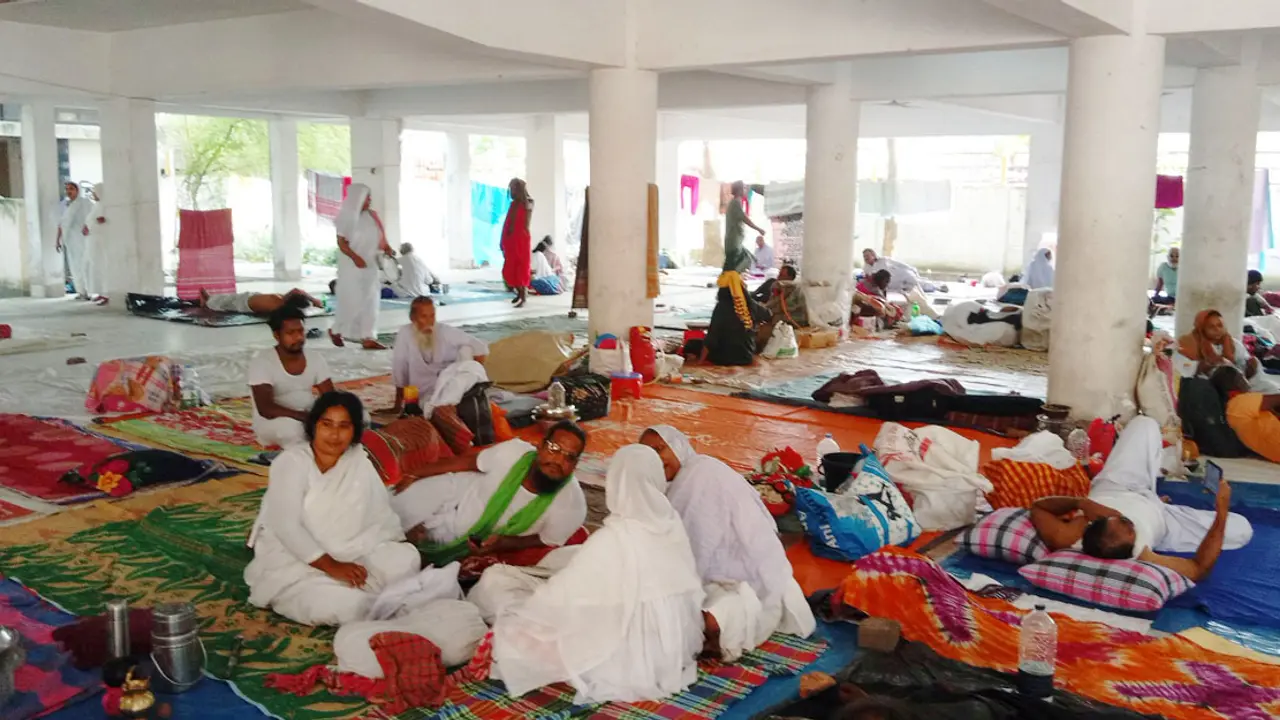 লালনের আখড়ায় জড়ো হচ্ছেন ভক্ত-অনুসারীরা