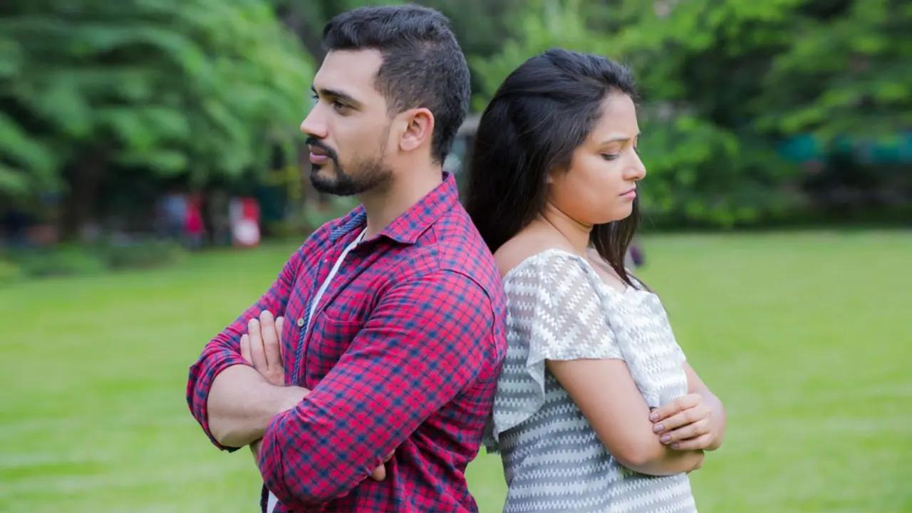 বিয়েতে আপত্তি প্রেমিকের? সামলাবেন যেভাবে