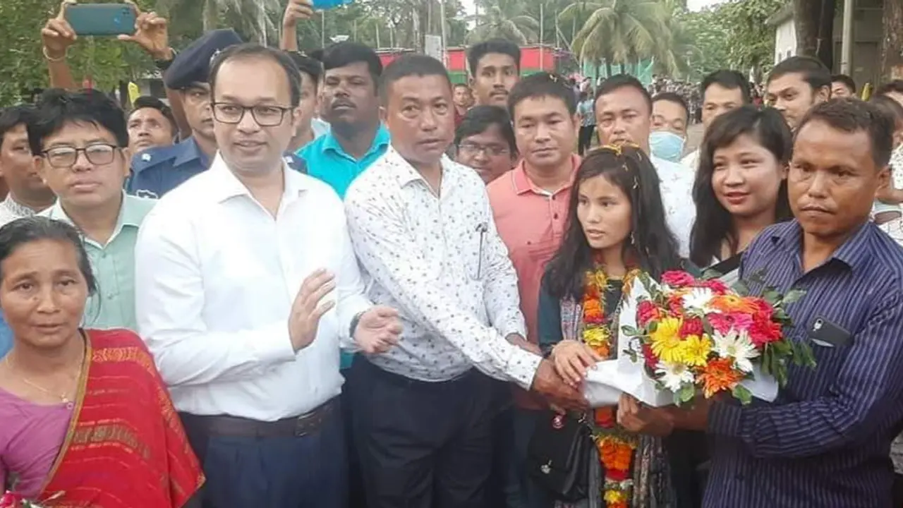 সাফজয়ী মনিকার নামে চত্বর, তৈরি হবে ম্যুরাল