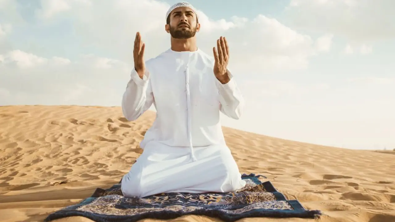 গুনাহ থেকে বাঁচার আমল ও কৌশল