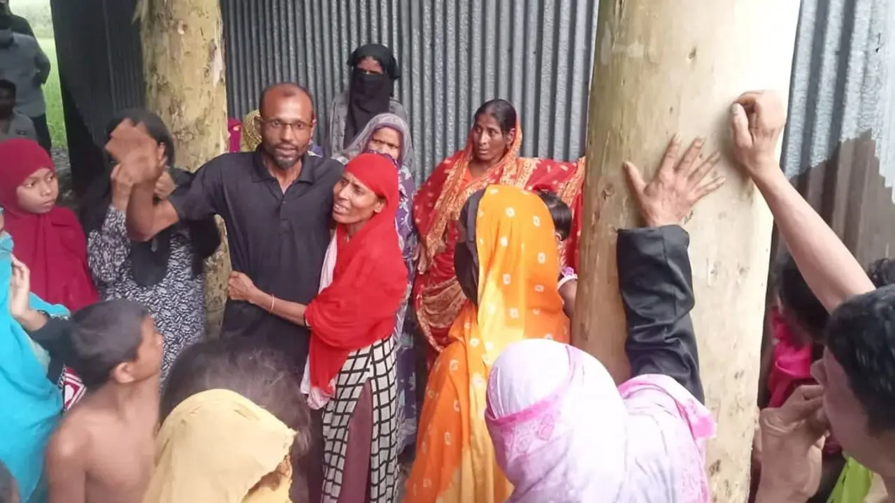 ঘরের বাইরে তালা, ভেতরে পড়ে ছিল মা ও দুই ছেলের মরদেহ