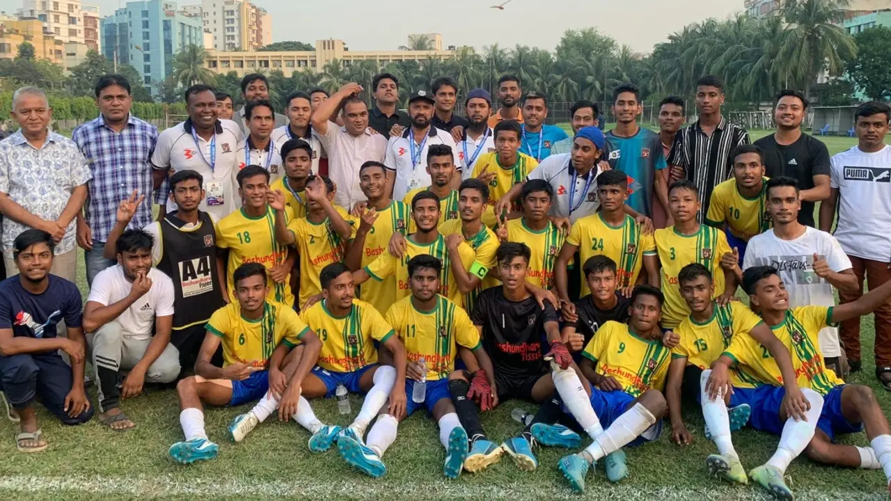 ‘প্রথম’ চ্যাম্পিয়ন শেখ জামাল