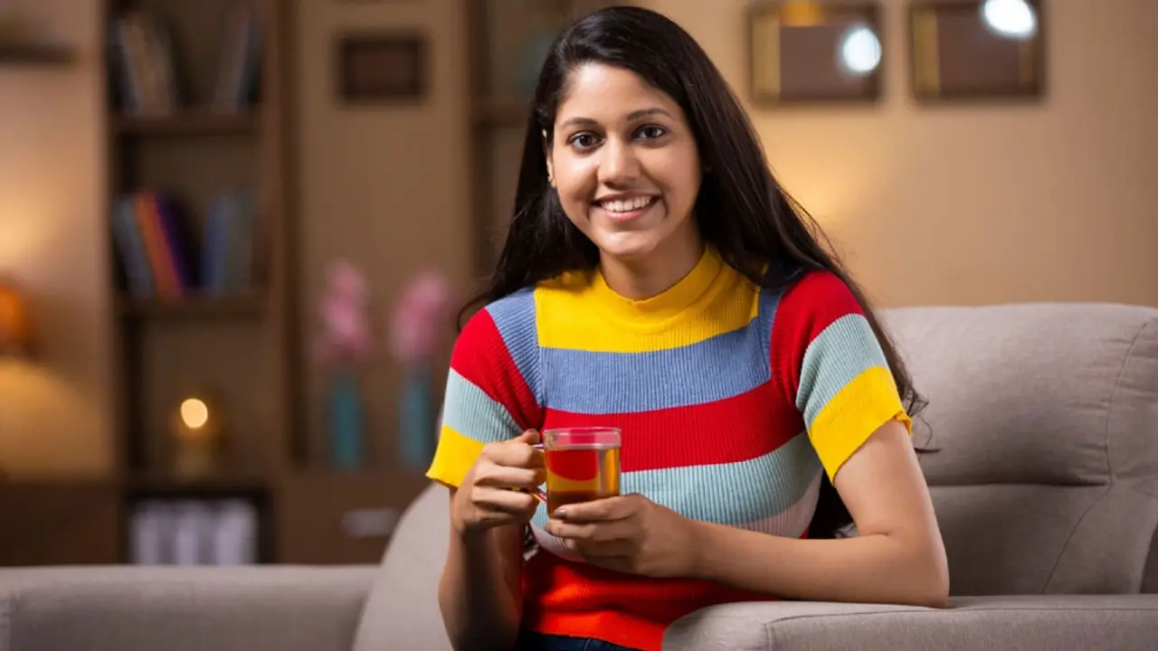 পেটের মেদ কমাতে সাহায্য করে যেসব চা