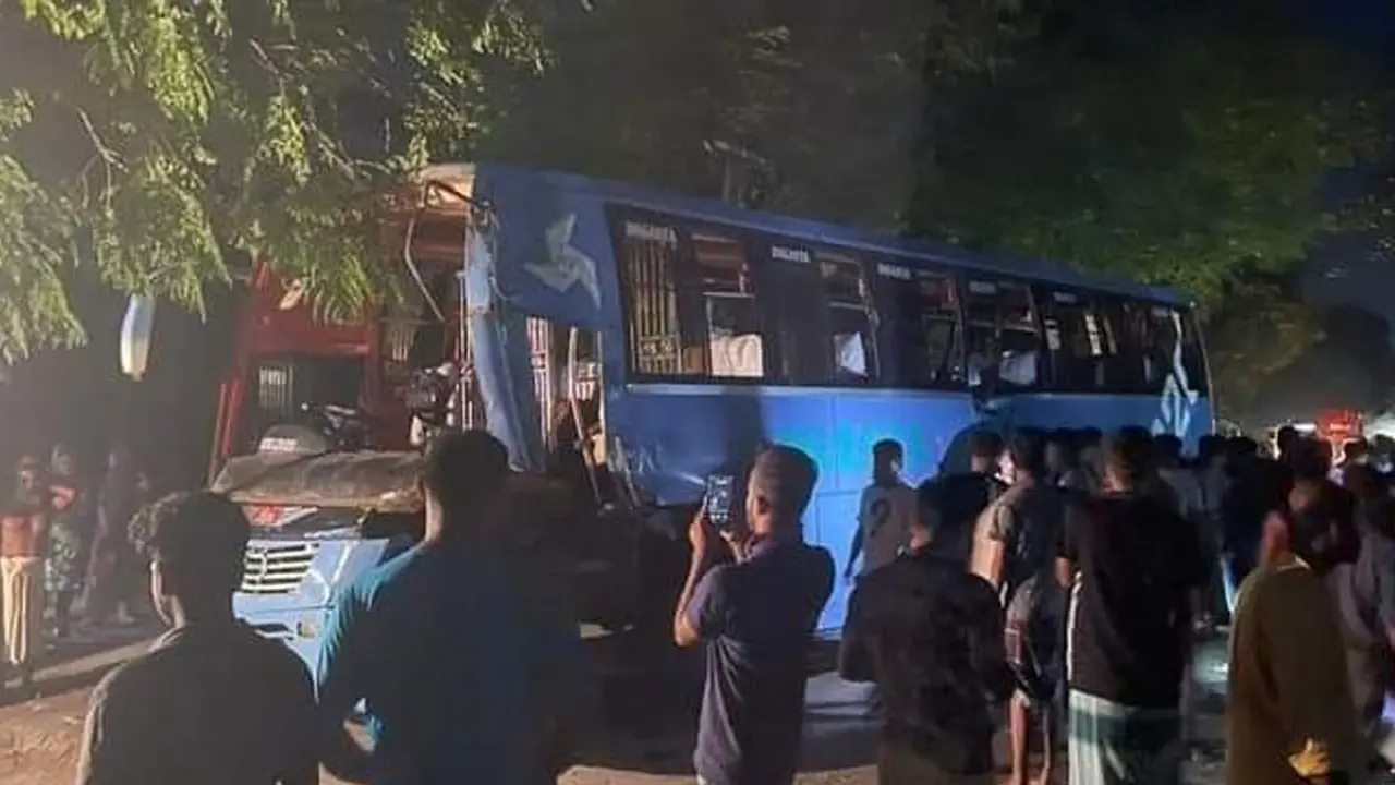 গোপালগঞ্জে সড়ক দুর্ঘটনায় ৩ জনের মৃত্যু
