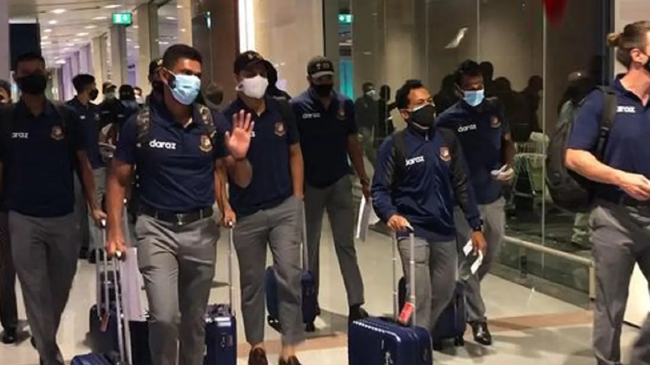 ব্যর্থ মিশন শেষে দেশে ফিরল টাইগাররা