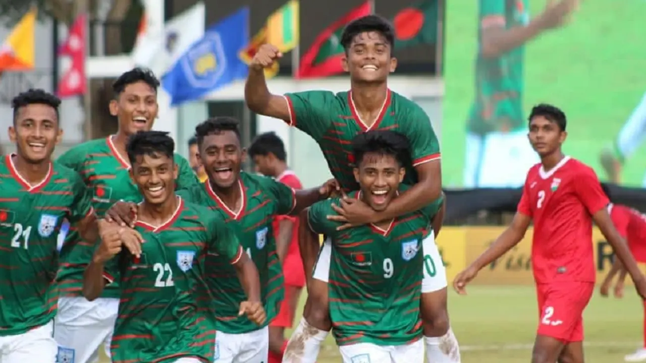 বড় জয়ে সবার আগে সেমিফাইনালে বাংলাদেশ