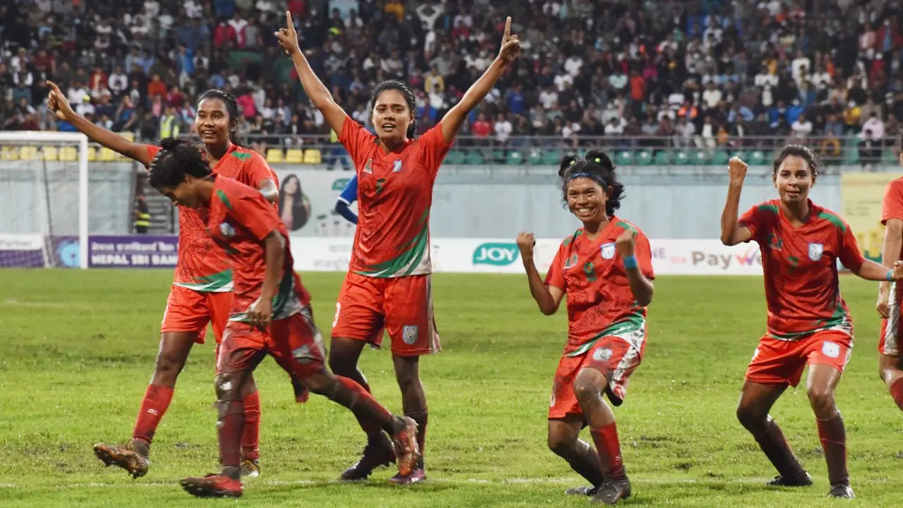 সাফে ১৯ বছরের আক্ষেপ ঘোচাল বাংলাদেশ