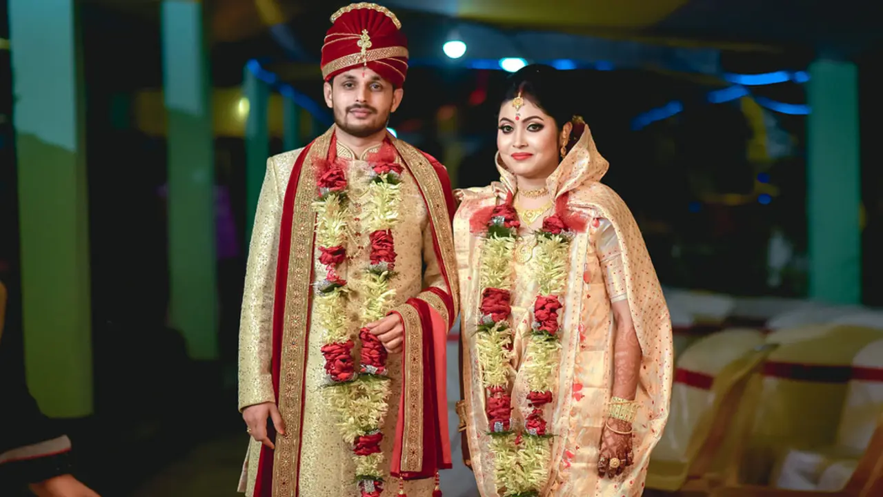 নারীর যে ৫ গুণ দেখে বিয়ে করবেন