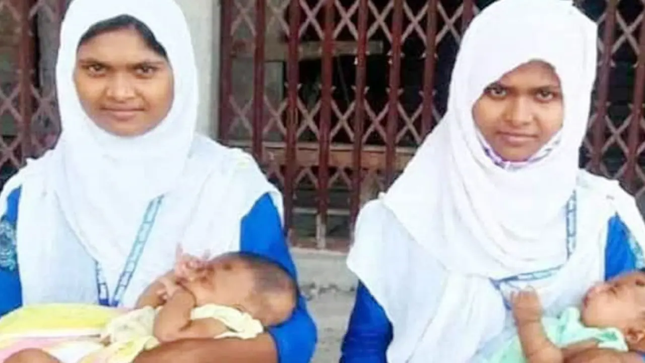 শিশুসন্তানকে নিয়ে পরীক্ষার হলে যমজ বোন